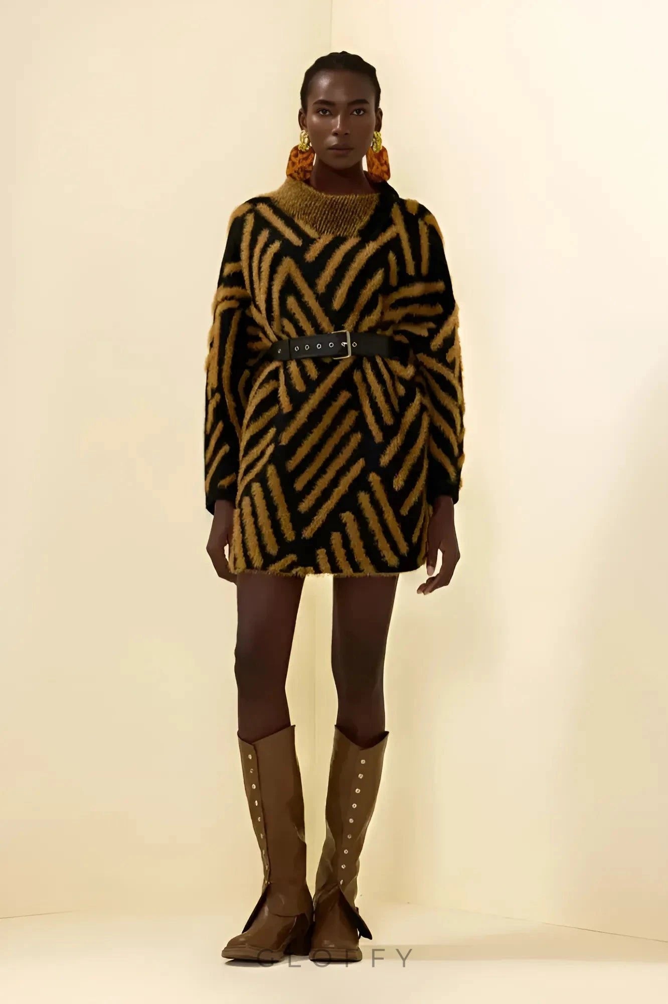 Amara Çarpıcı Desenli Lüks Triko Mini Elbise