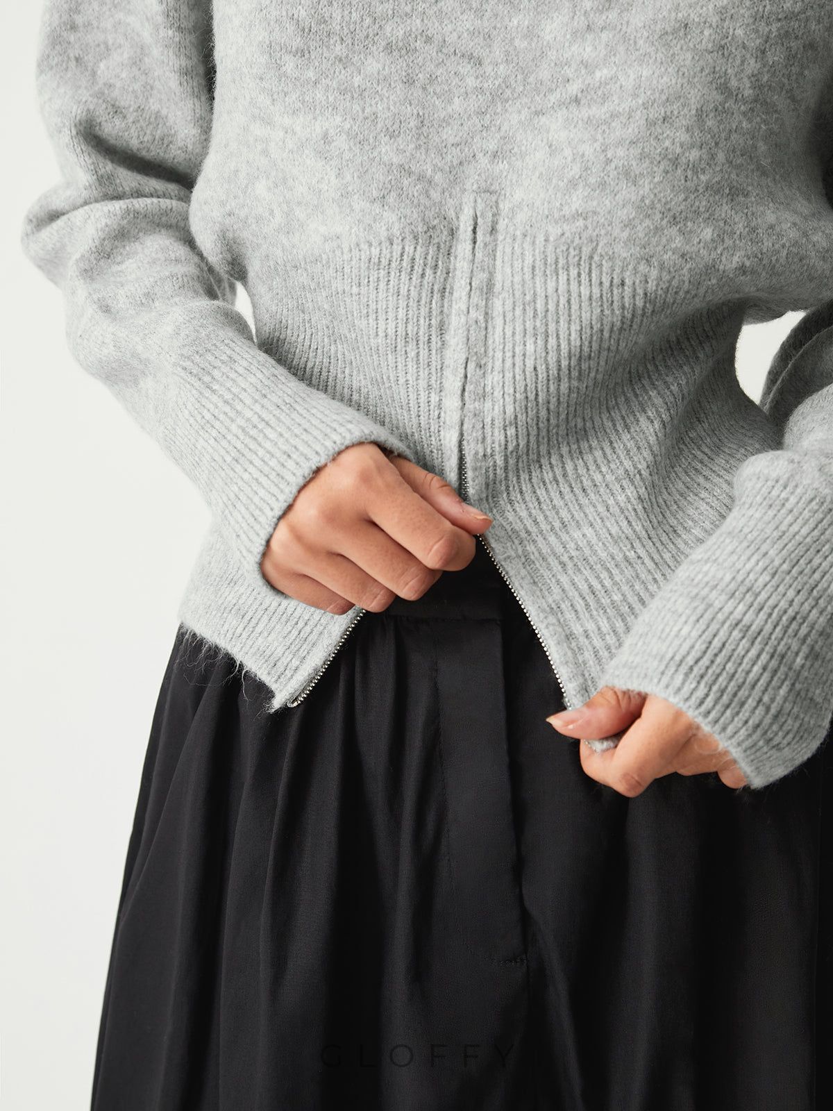 Fermuar Detaylı İnce Fitilli Triko Kazak – Gri