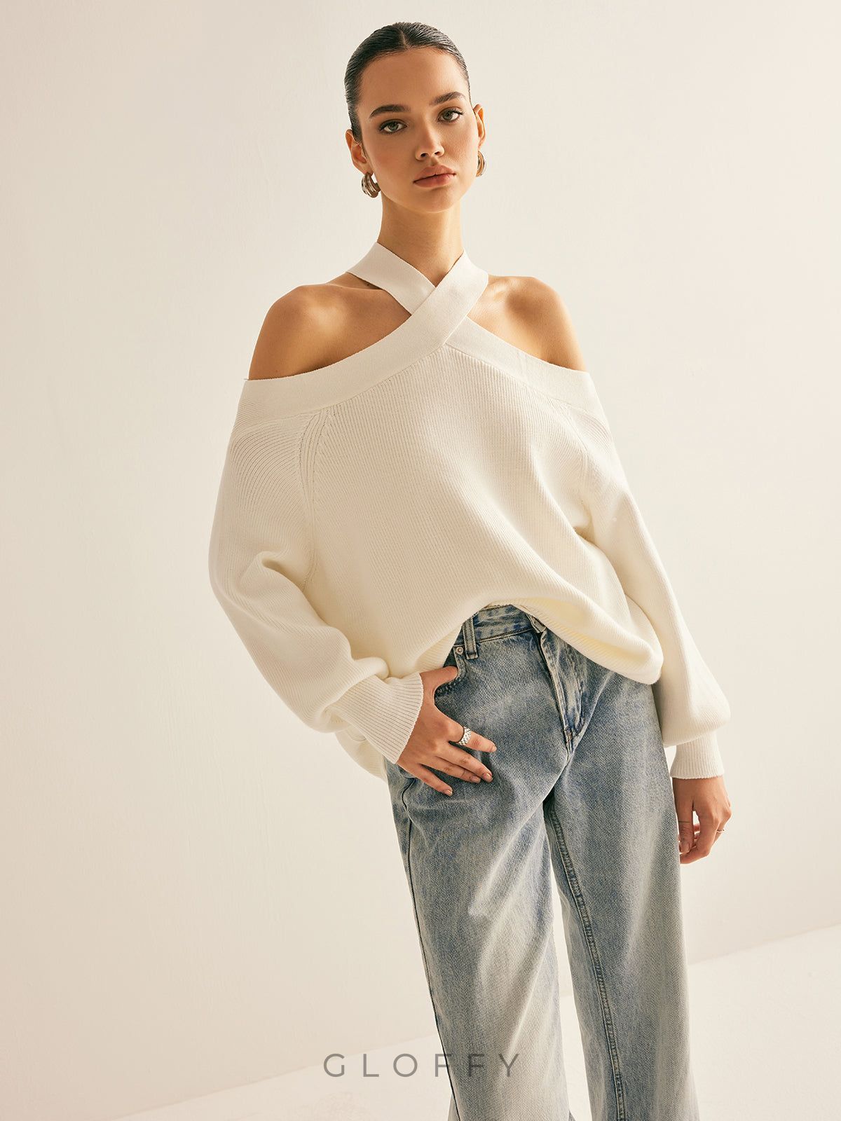 Omuz Dekolteli Çapraz Bantlı Oversize Kazak – Ekru