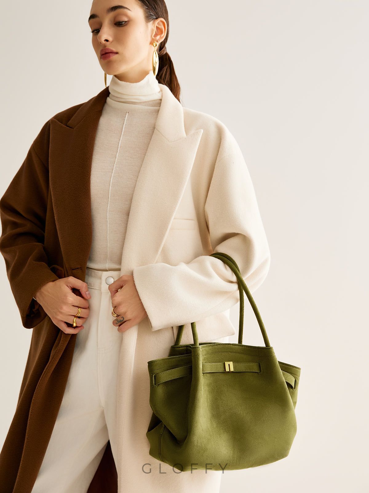 Süet Pliseli Üst Saplı Çanta