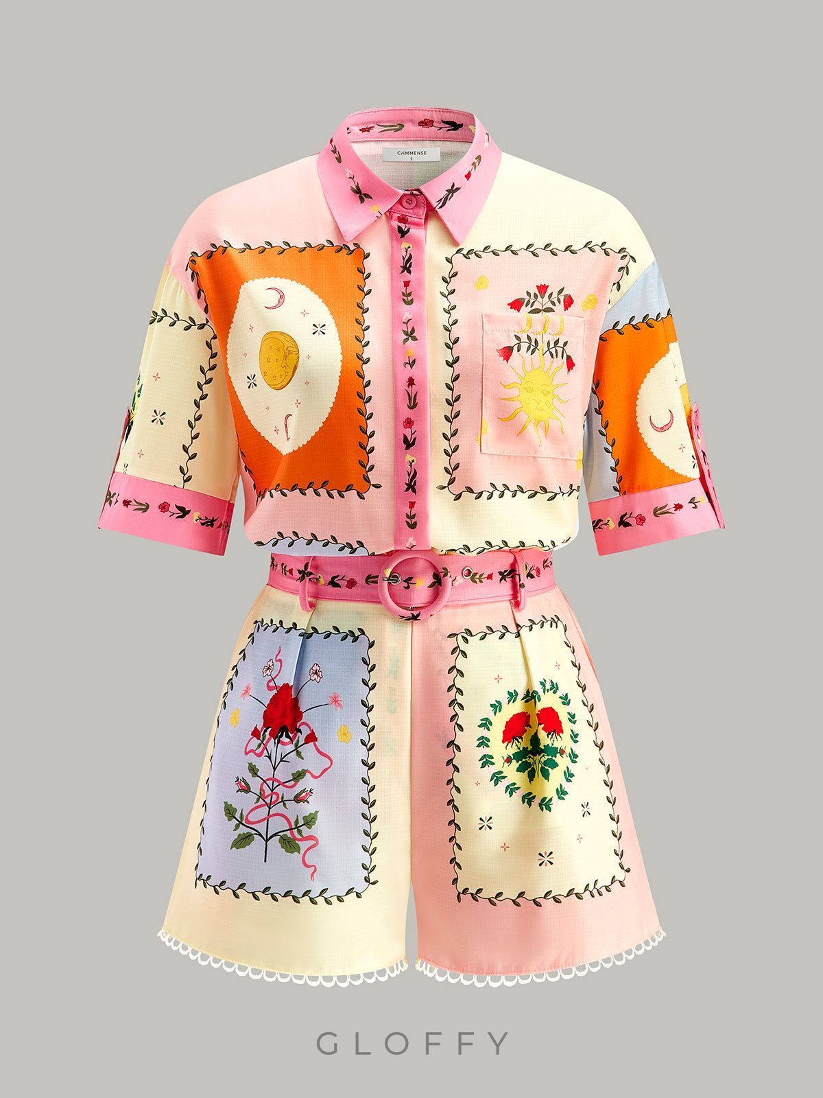 Şık Çiçek Desenli Şort ve Kemerli Takım