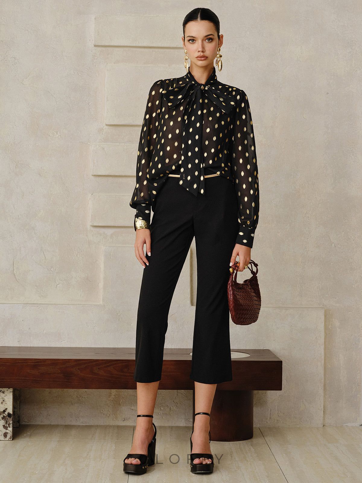 Puantiyeli Kurdele Yaka Yarı Transparan Bluz