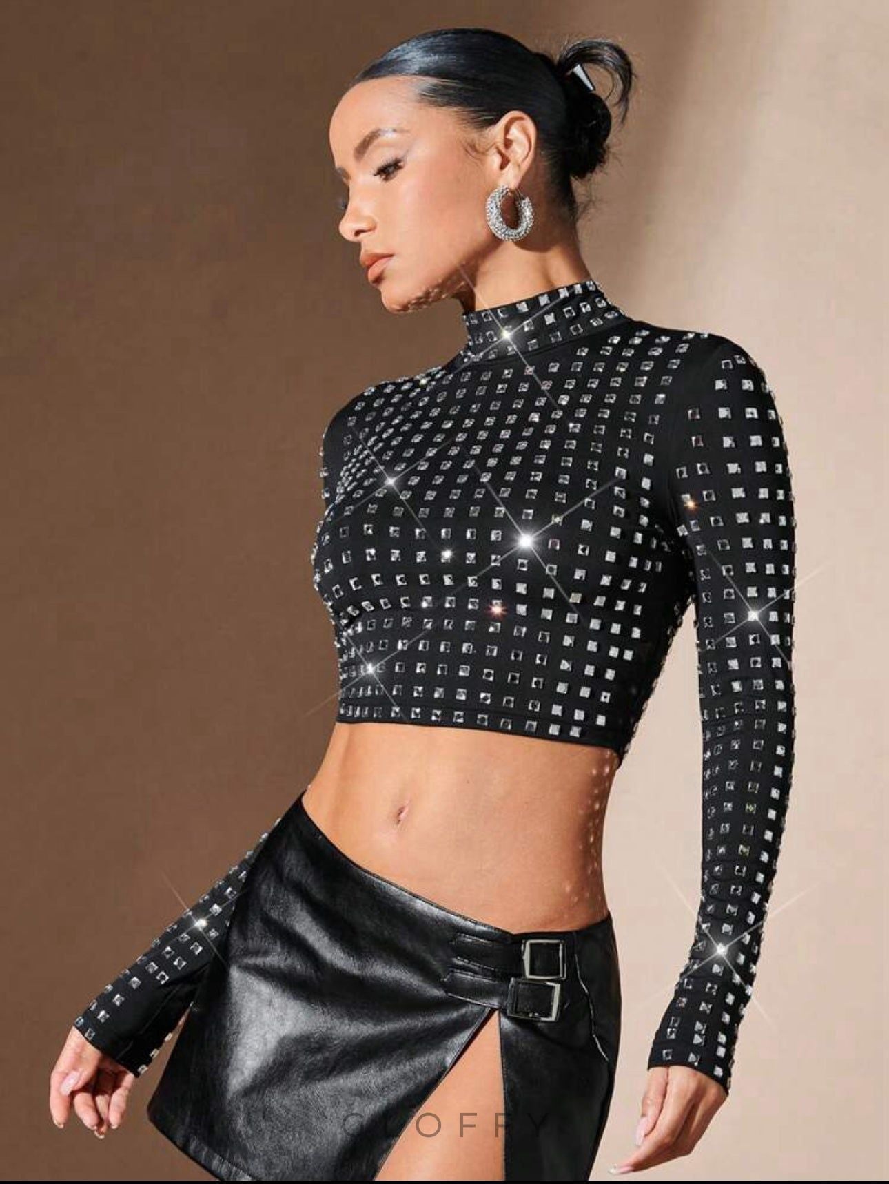 Mock Yaka Strass Detaylı Kısa Bluz