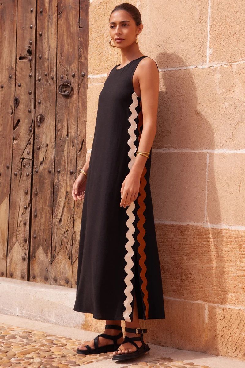 Serena Dantel Detaylı Midi Elbise