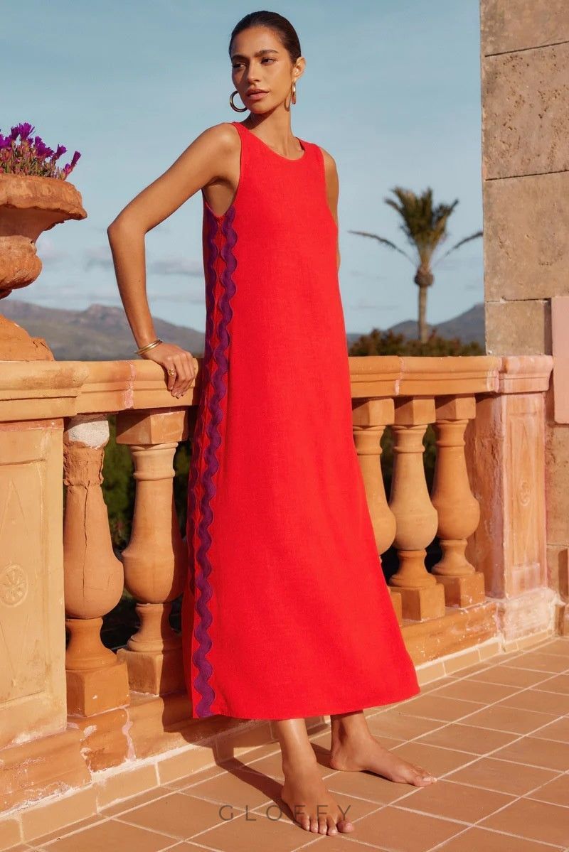 Serena Dantel Detaylı Midi Elbise