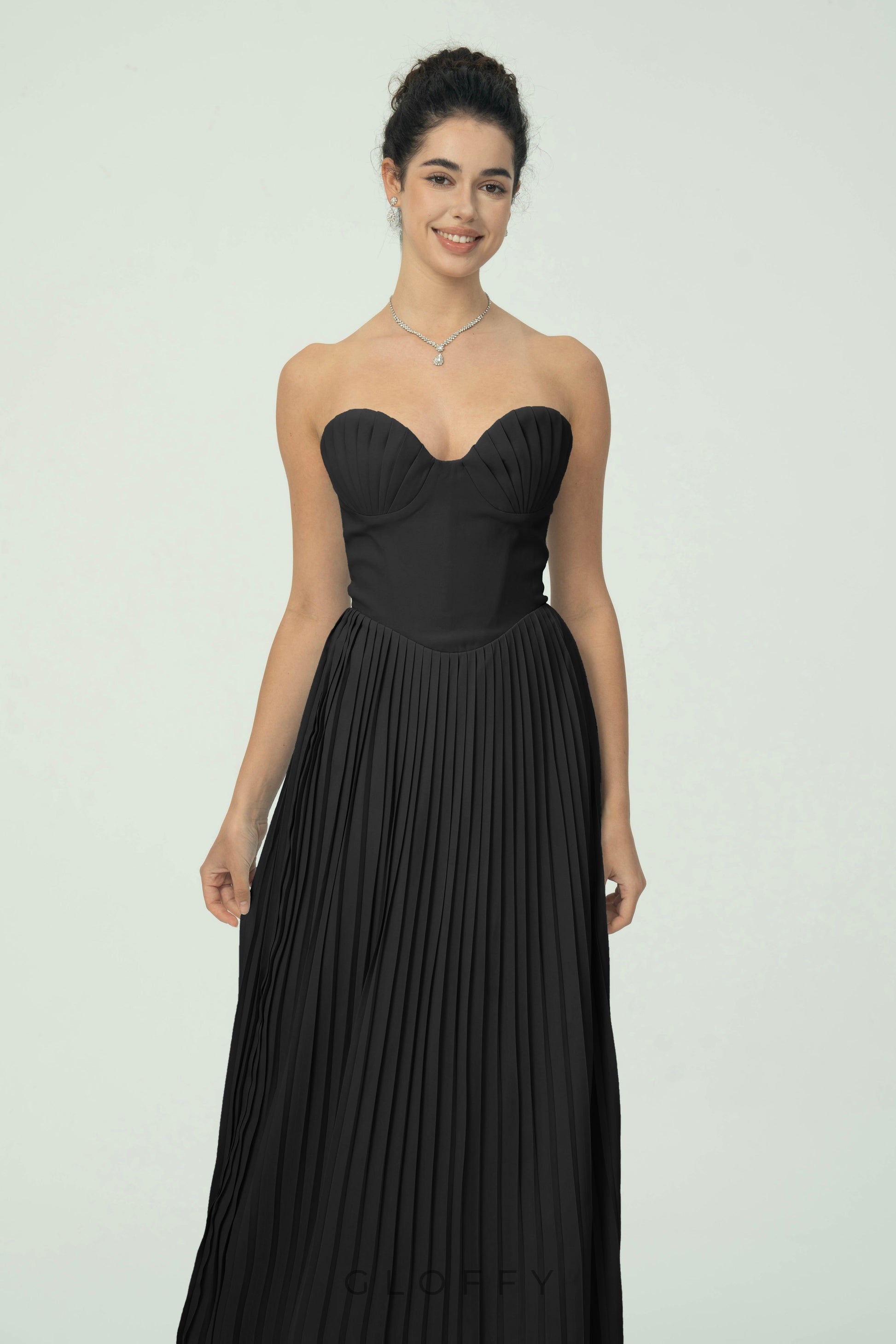 Élodie Straplez Piliseli Korse Formlu Maxi Elbise