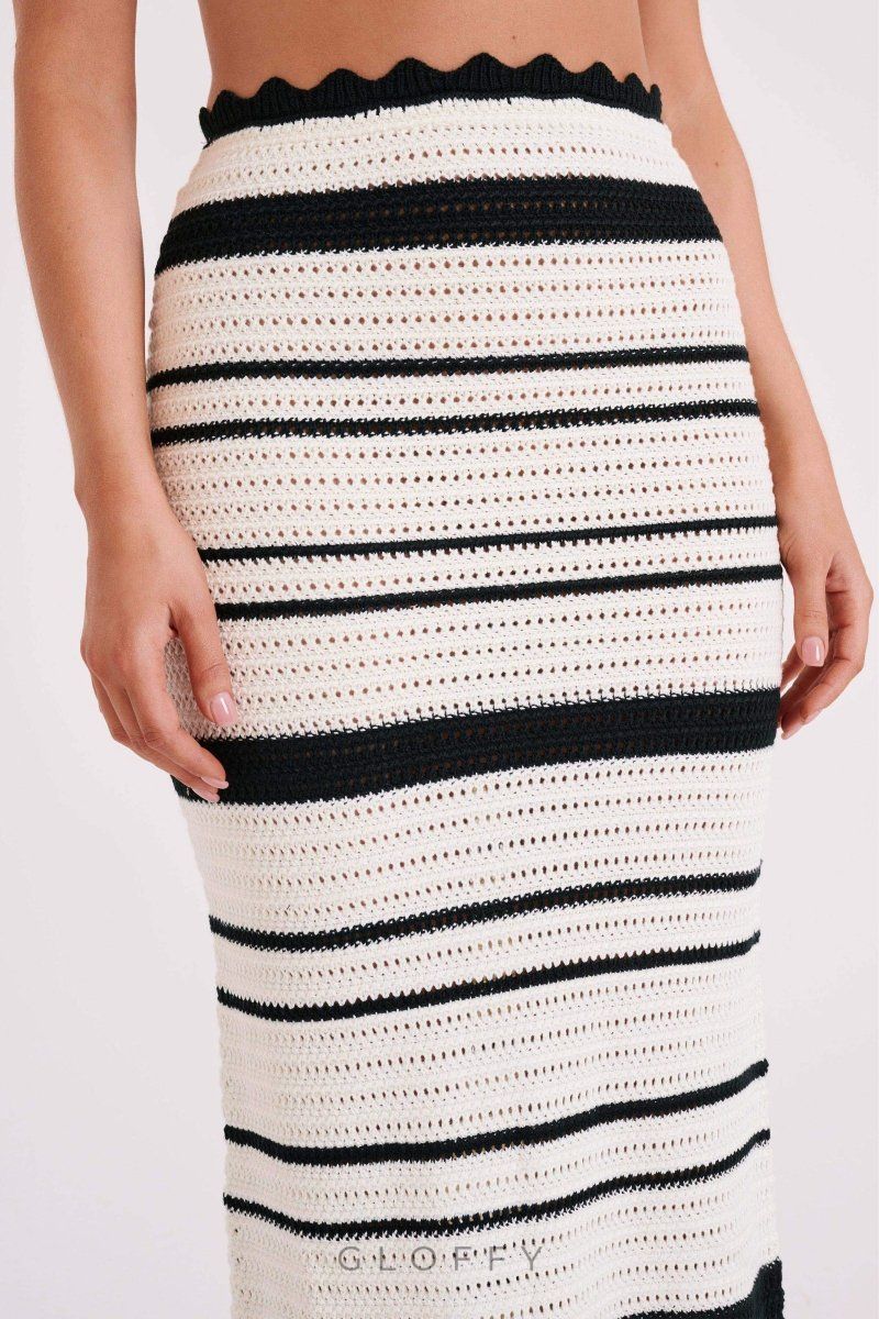 Sandra Tığ İşi Çizgili Set